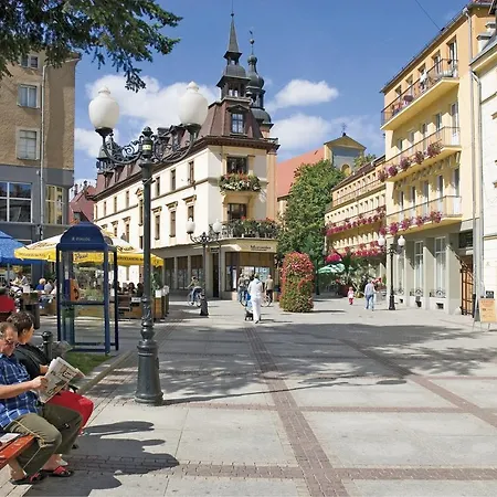 Апарт-отель Uzdrowisko Cieplice - Dom Zdrojowy