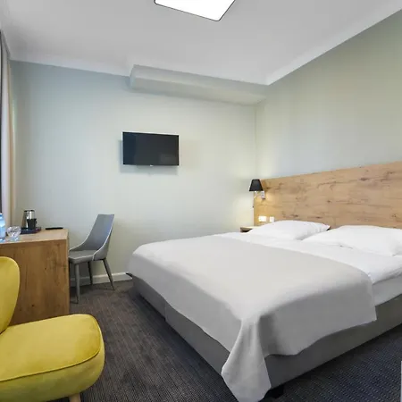 Uzdrowisko Cieplice - Dom Zdrojowy 옐레니아구라