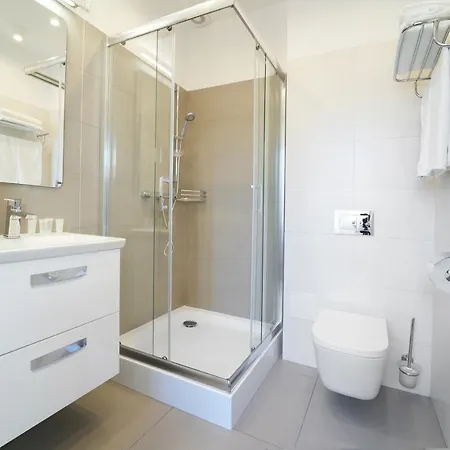 Uzdrowisko Cieplice - Dom Zdrojowy 3* 옐레니아구라