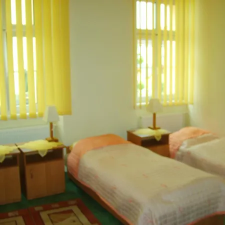 Aparthotel Uzdrowisko Cieplice - Dom Zdrojowy 3*