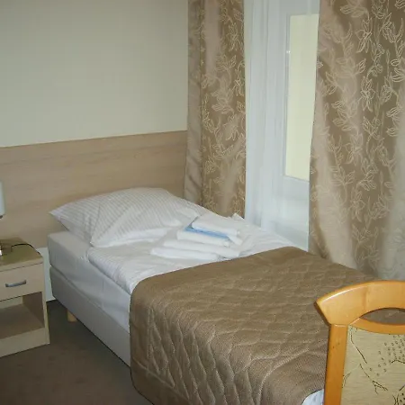 Uzdrowisko Cieplice - Dom Zdrojowy 아파트호텔 옐레니아구라