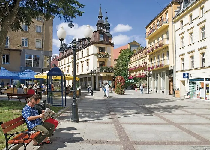 Апарт-отель Uzdrowisko Cieplice - Dom Zdrojowy