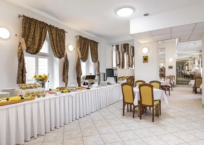 Uzdrowisko Cieplice - Dom Zdrojowy 3* Еленя-Гура